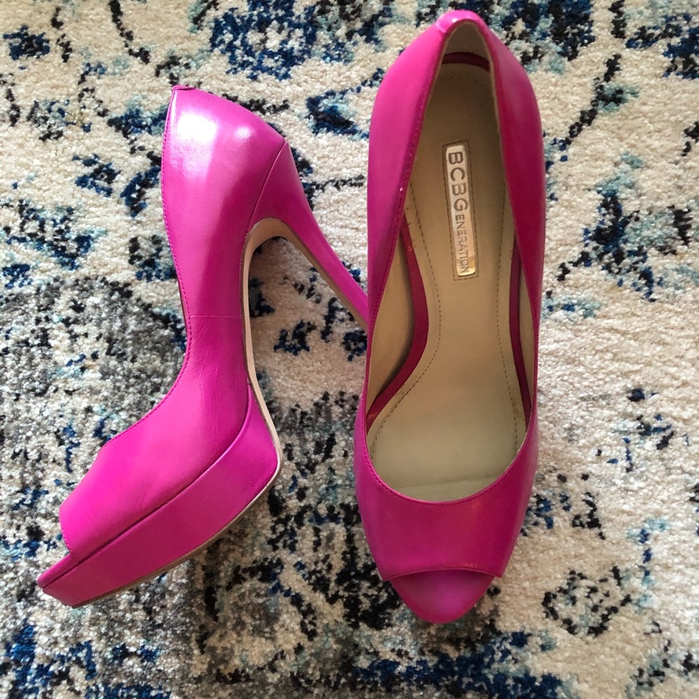 BCBGeneration tall heels size 38/8 raspberry